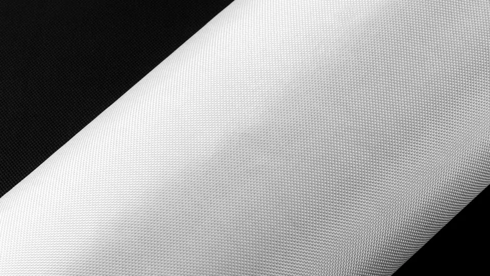 glass_clothes_white